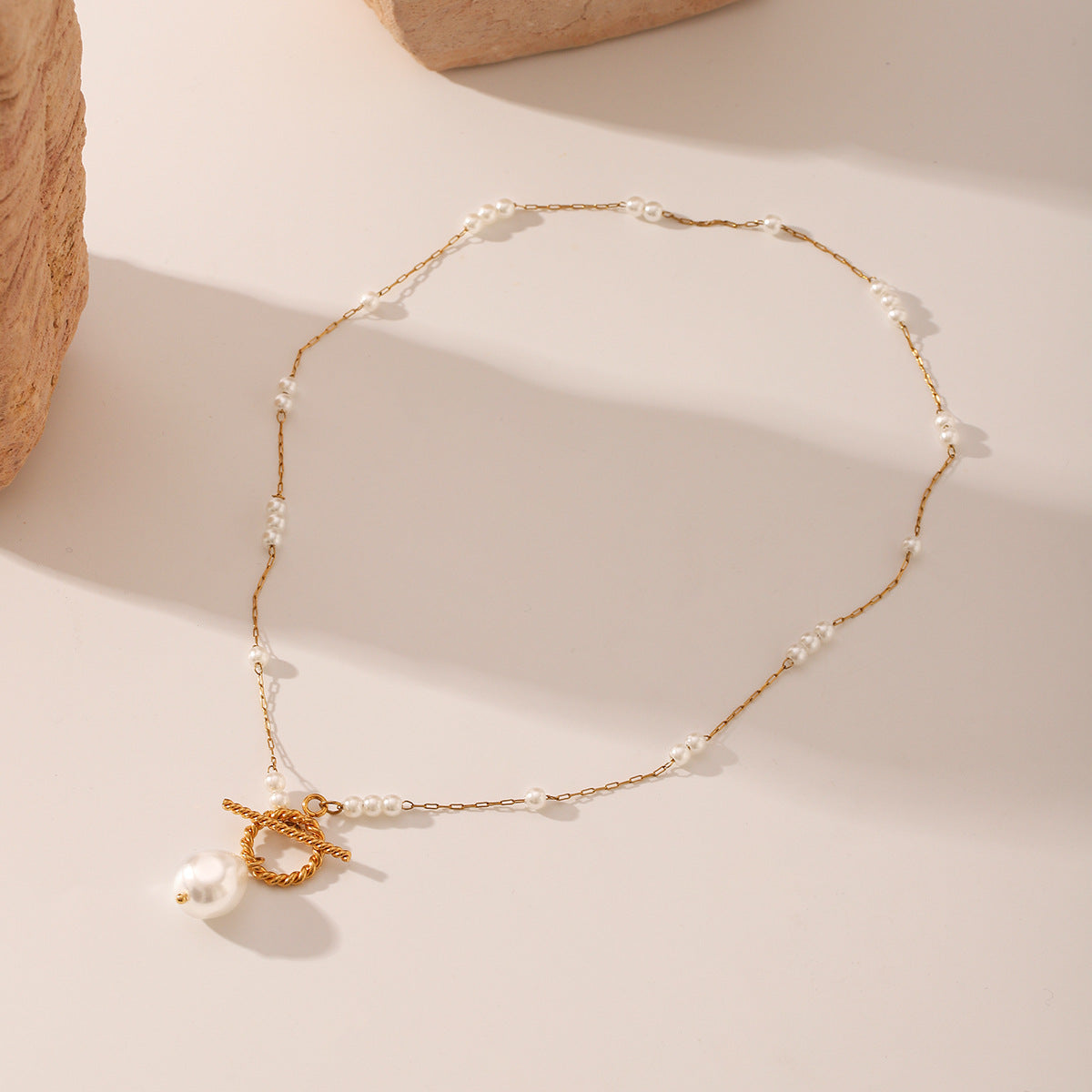 Wholesale stainless steel 18K gold Ot buckle pearl pendant necklace