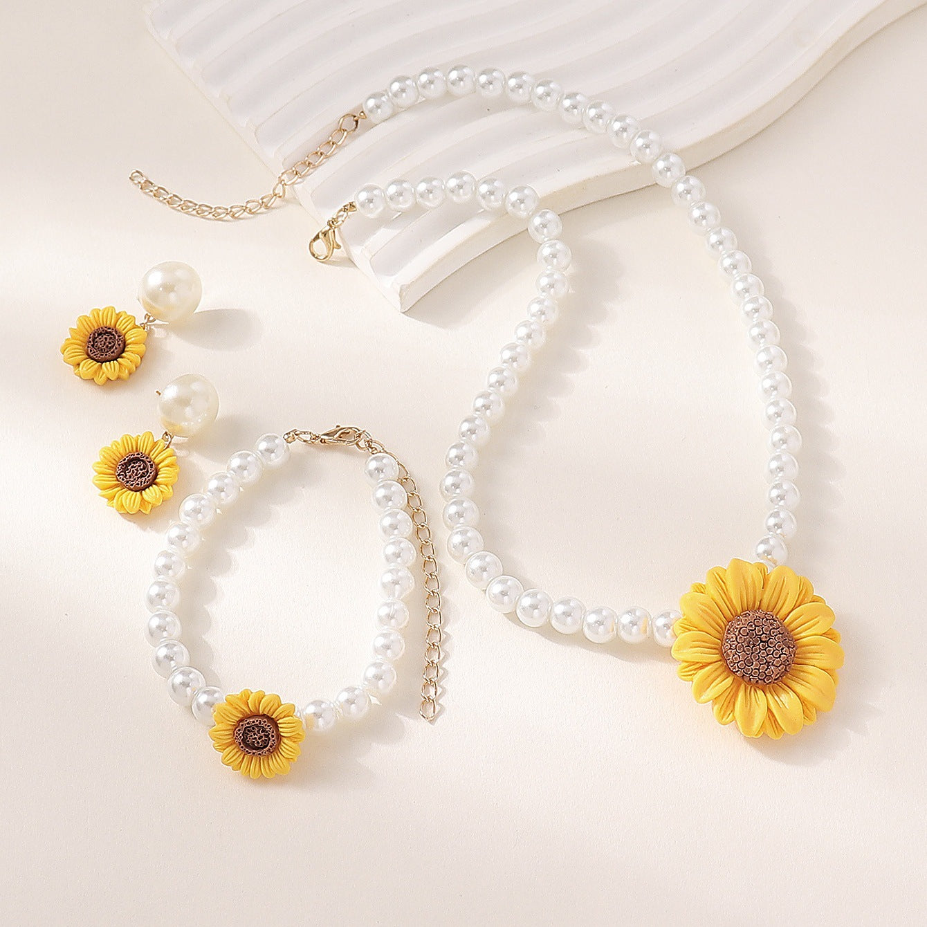 Wholesale Pearl Sunflower Earrings Flower Pearl Bracelet Necklace