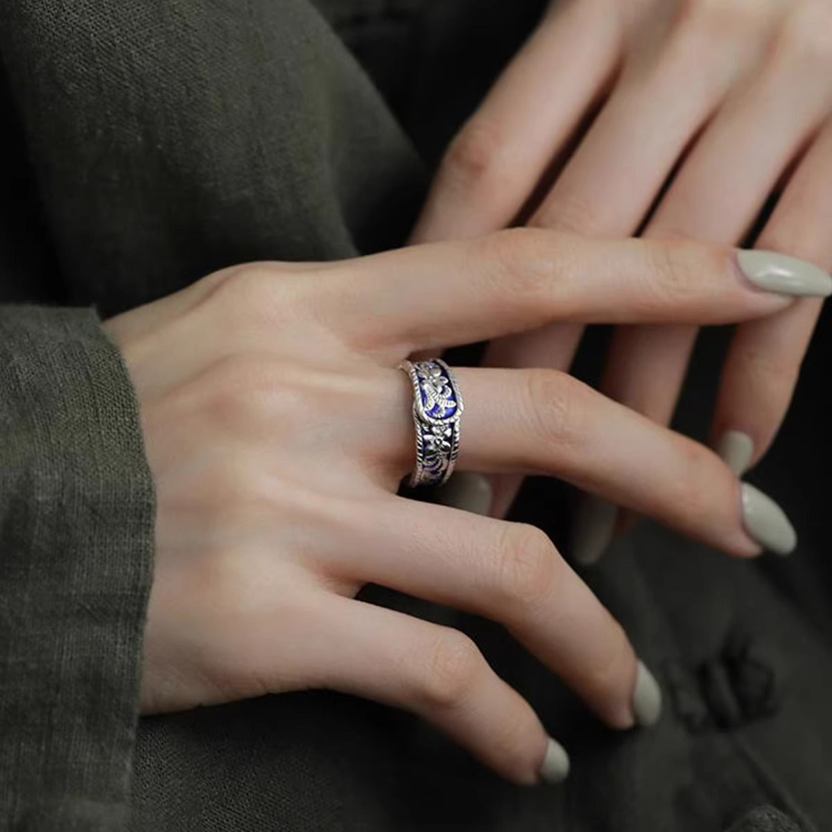 Wholesale black gold series love bird ring