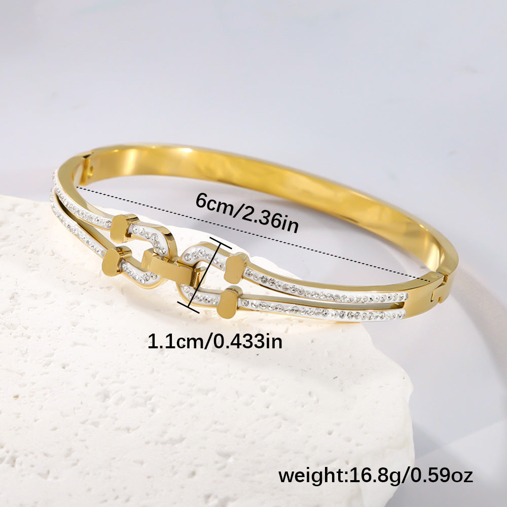 Wholesale Light Luxury Stainless Steel 18K Gold Plated Open Cuff Bracelet With Horseshoe Buckle Design Boutique Resale Jewelry Accessory