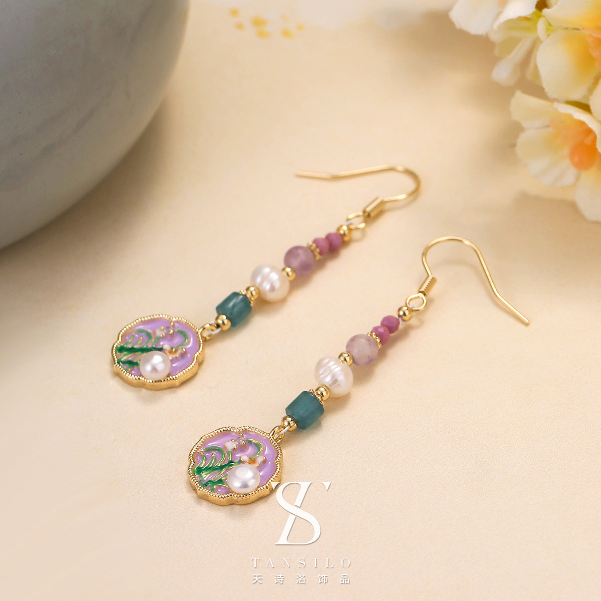 Wholesale  Antique Necklace  Light Luxury Niche Jewelry suit