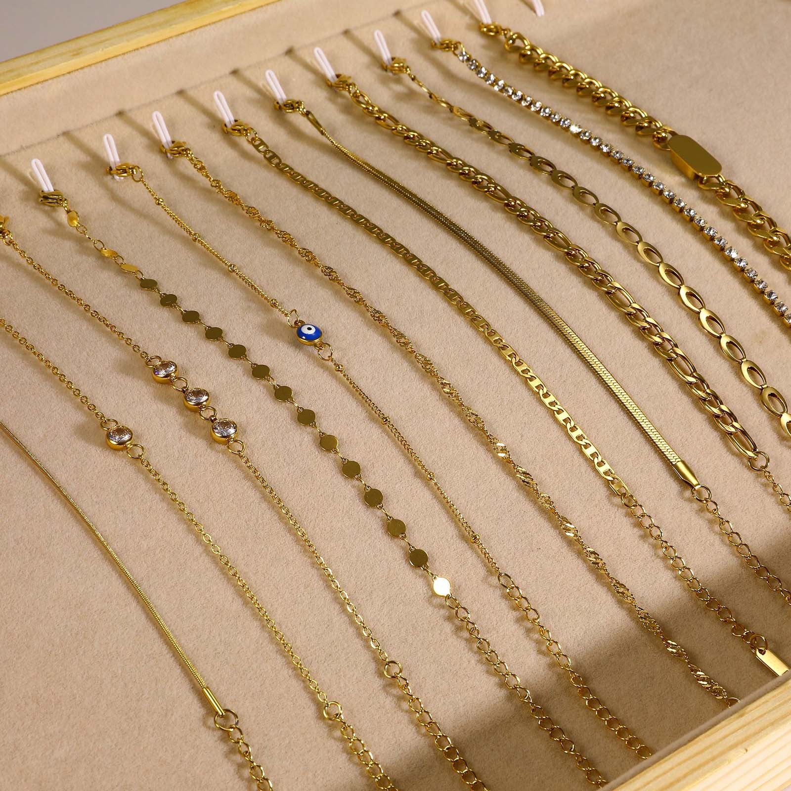 Wholesale 18K Gold Tone Stainless Steel Thin Evil Eye Chain Bracelet Minimalist Layered Design Gift Fashion Jewelry Accessory
