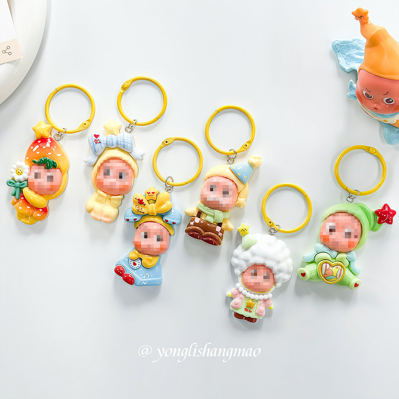 Wholesale Trendy Plastic Resin Star Keychain Bag Charm Gift for Students