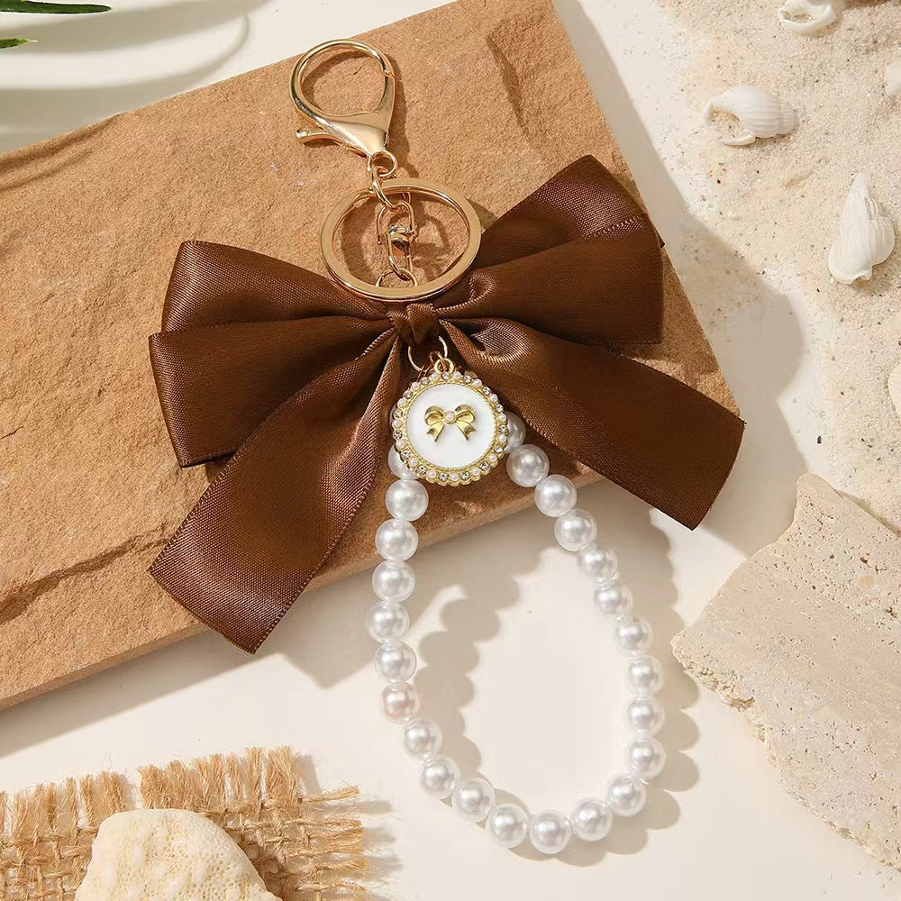 Wholesale Vintage Imitation Pearl Bow Keychain Pendant Alloy Car Key Accessory