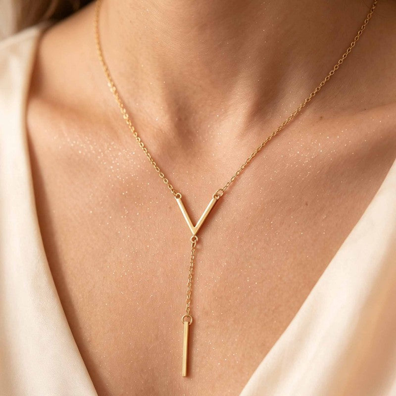 Wholesale Chic Gold Alloy Tassel Necklace Geometric Collarbone Chain Jewelry Accessory For Women Everyday Boutique Resale