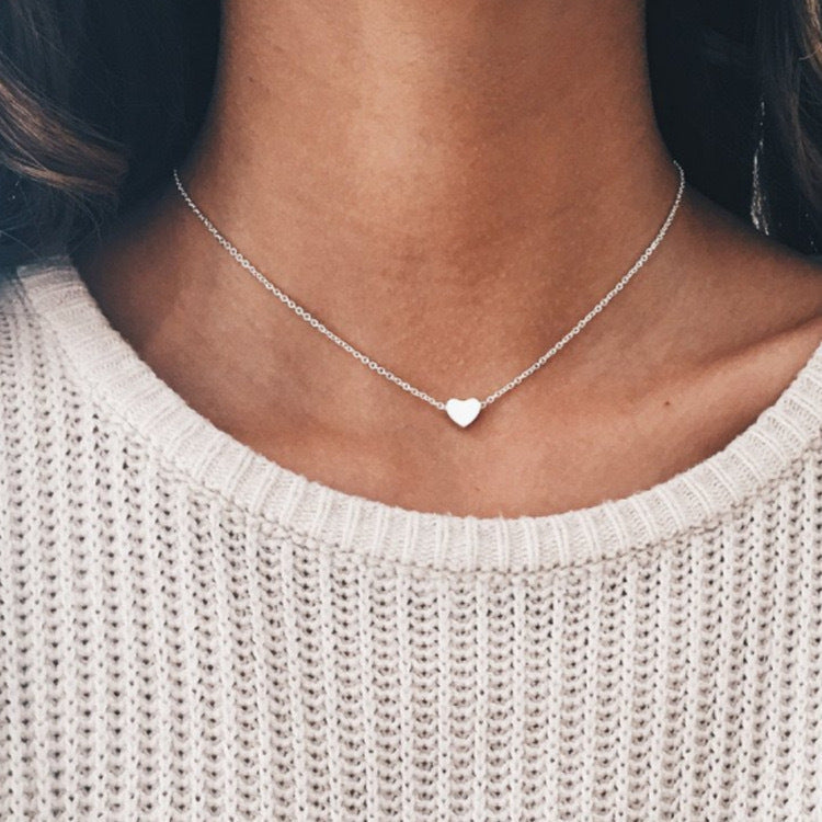 Wholesale Silver Tone Copper Heart Pendant Necklace Minimalist Chic Fashion Accessory Valentine S Day Gift Boutique Resale