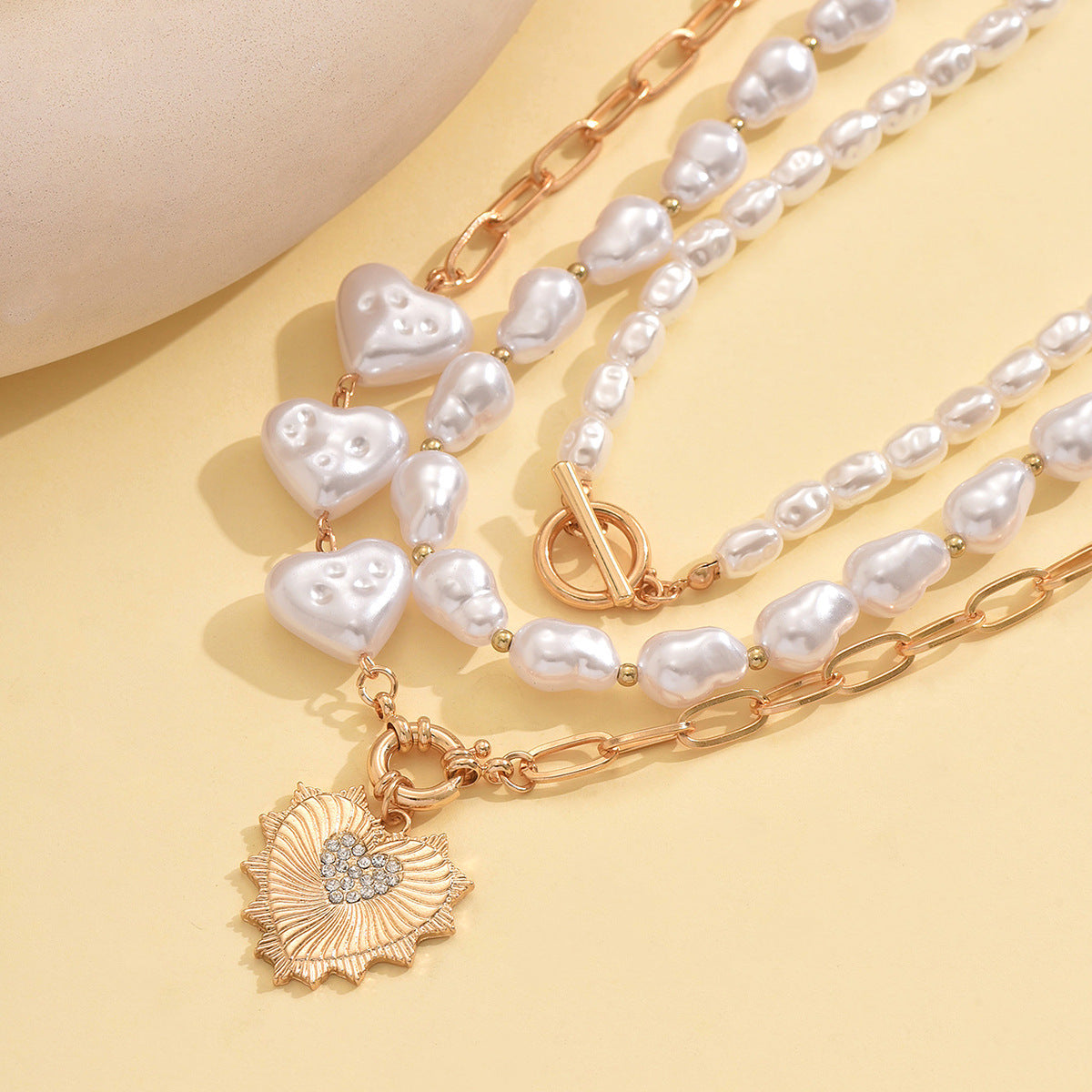 Wholesale irregular chain clavicle chain  heart-shaped baroque pearl necklace