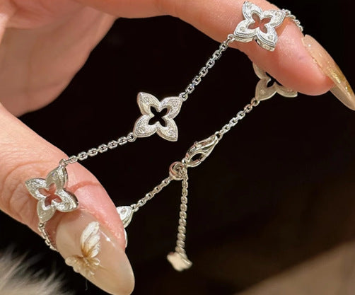 Wholesale  Antique Style Brass Mans Star Lucky Four-leaf Clover Bracelet ACCVIP