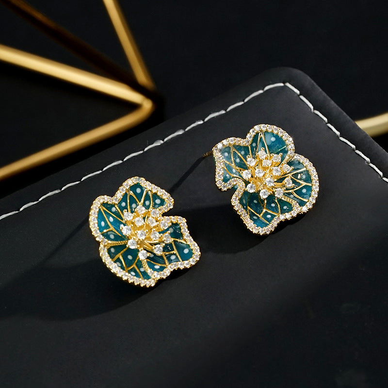 Wholesale Lotus National Style Flower Earrings