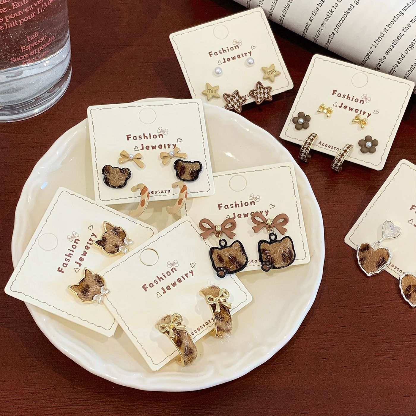 Wholesale Cute cat earrings with bows and cartoon silver needles  love Maillard earrings