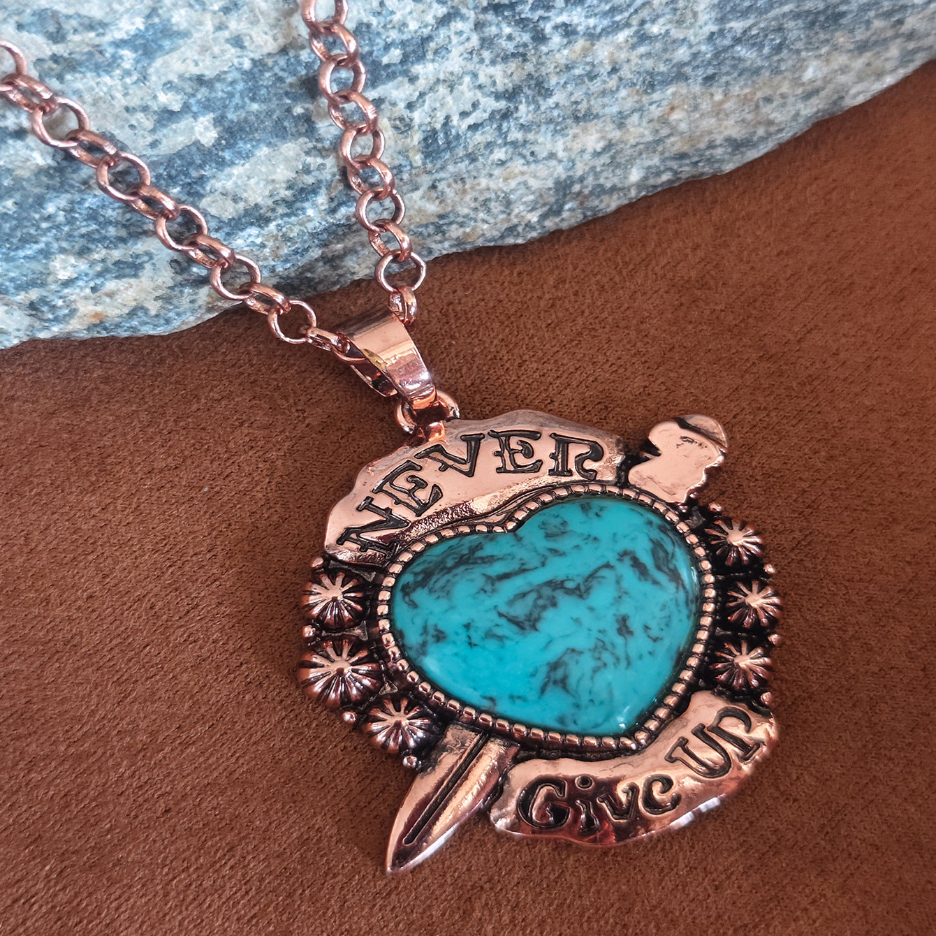 Wholesale Boho Heart Turquoise Pendant Necklace And Earrings Set Retro Gold Tone Fashion Jewelry Accessory For Party And Gift
