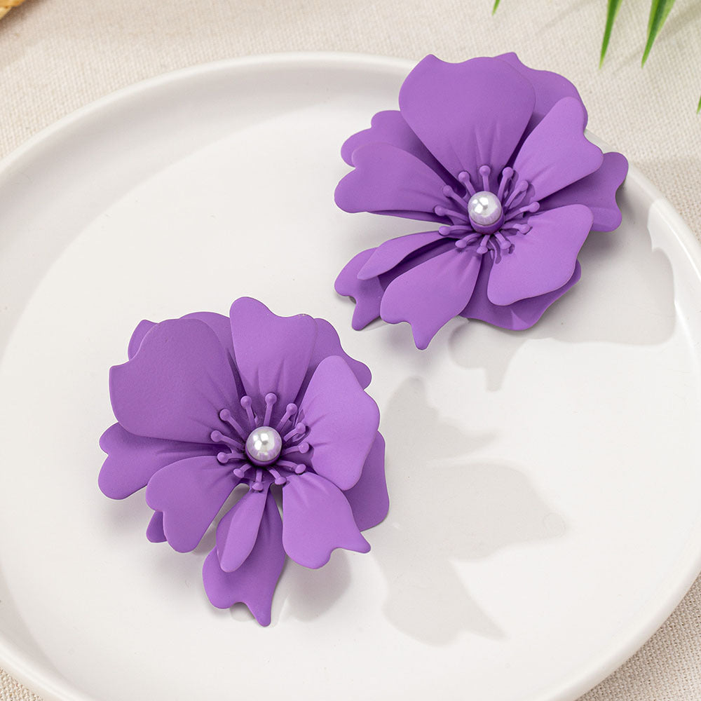 Wholesale Personality Simple Elegant Flower with Pearl Large Flower Earrings