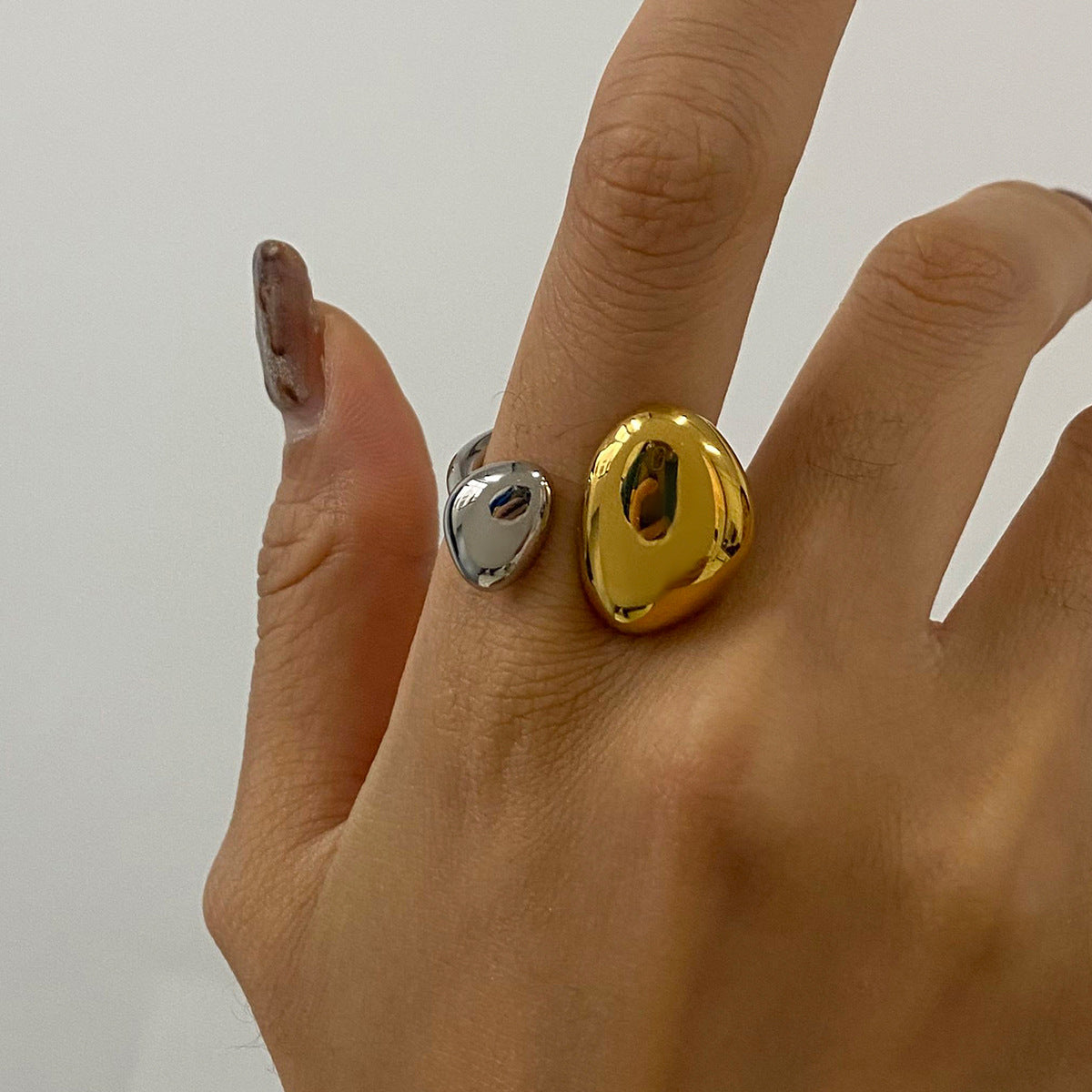 Wholesale  ring 18k gold stainless steel gold and silver color matching smooth simple irregular opening ring