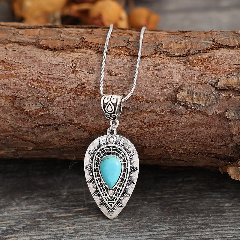 Wholesale Independent Station Vintage Carved Water Drop Turquoise Pendant Bohemian Turquoise Necklace Clothing Collocation Accessories