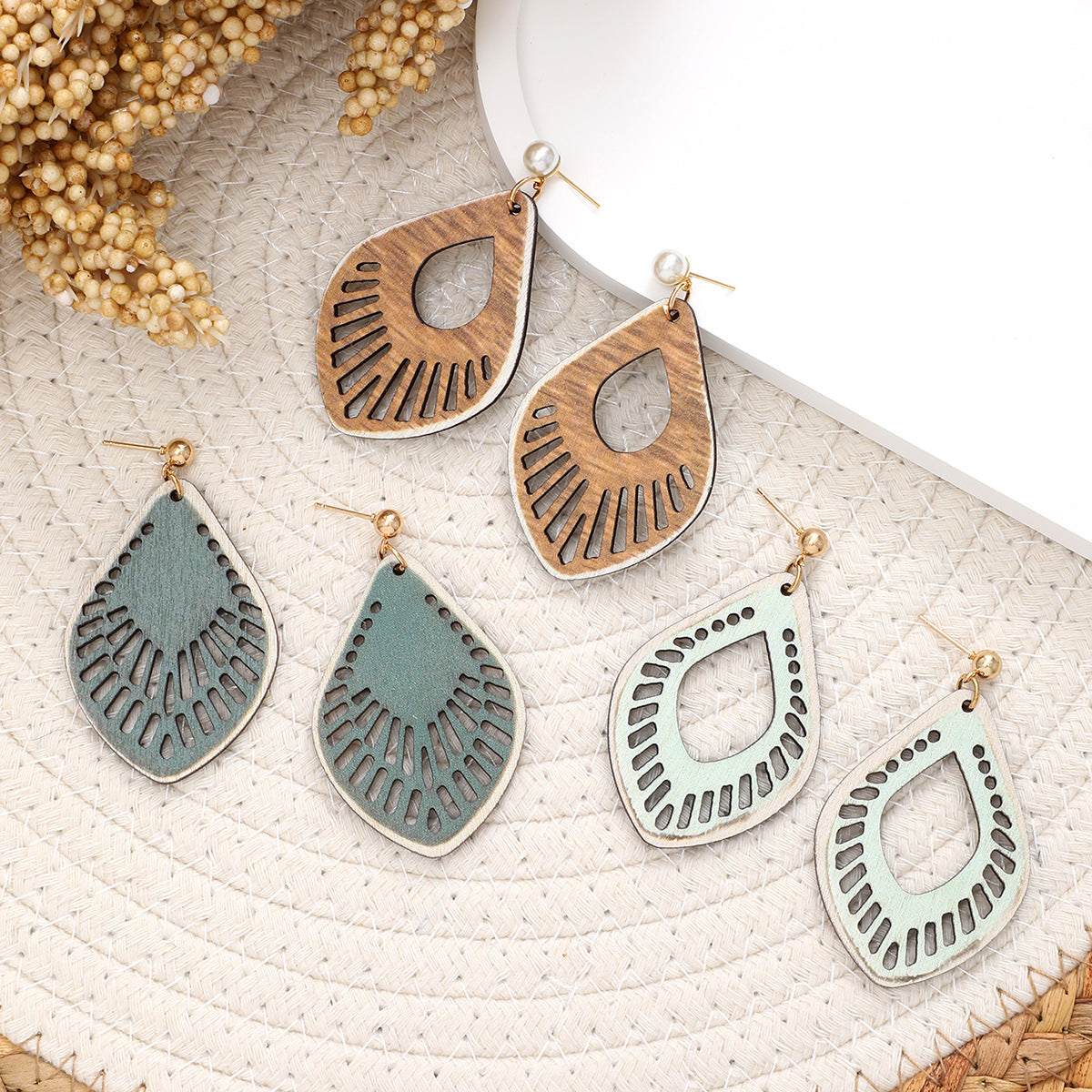 Wholesale  Retro Bohemian Style Pattern Leaves Wooden Earrings