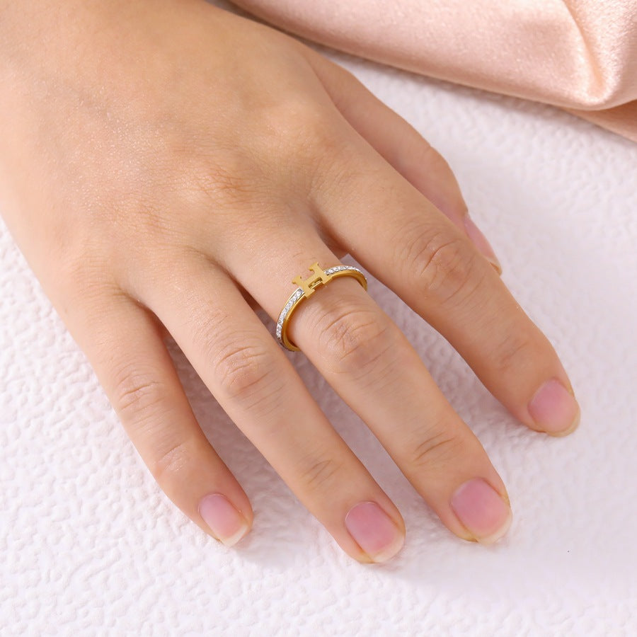 Wholesale 18K Gold Plated Stainless Steel H Letter Rhinestone Ring Starry Sky Design Women S Everyday Wear Boutique