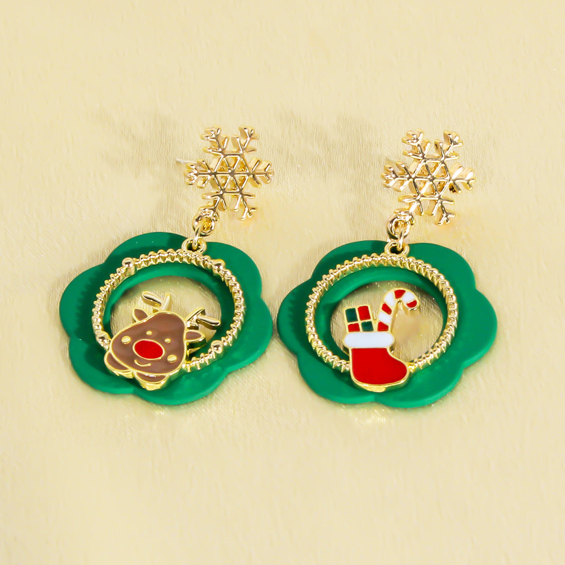 Wholesale  creative cute design Christmas earrings