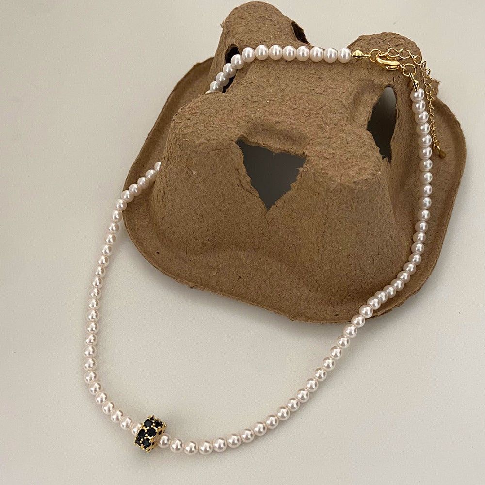 Wholesale  pearl necklace jewelry  light luxury light luxury niche design necklace