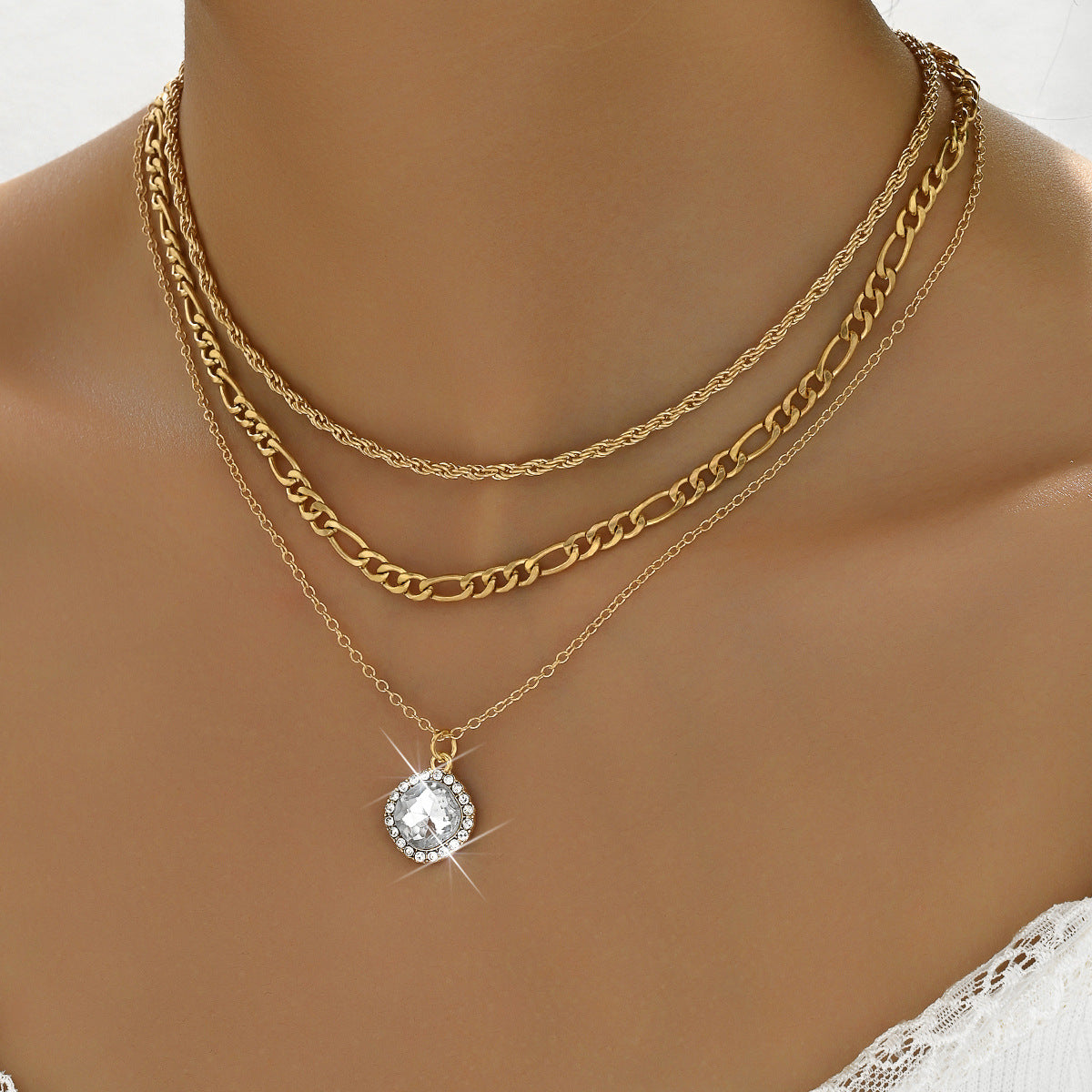 Wholesale Trendy Gold Multi-Layer Pendant Necklace,  Alloy Twist Chain Women' s Jewelry Accessory,  Boutique Resale Gift