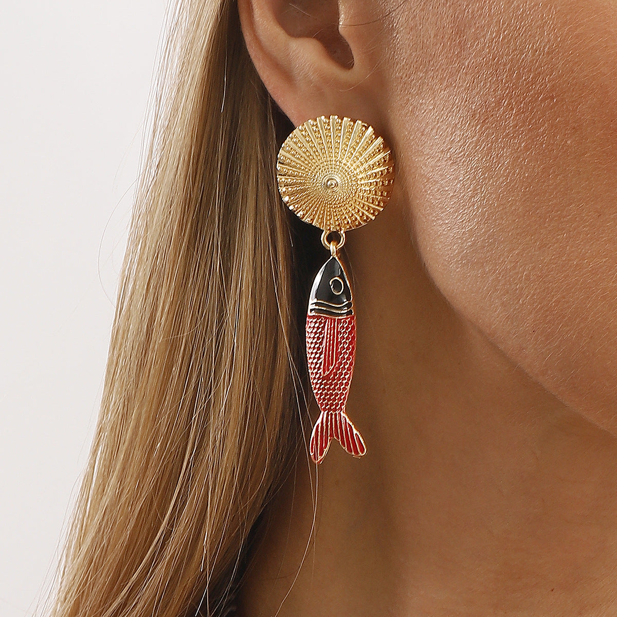 Wholesale pendant fish earrings summer beach vacation style earrings