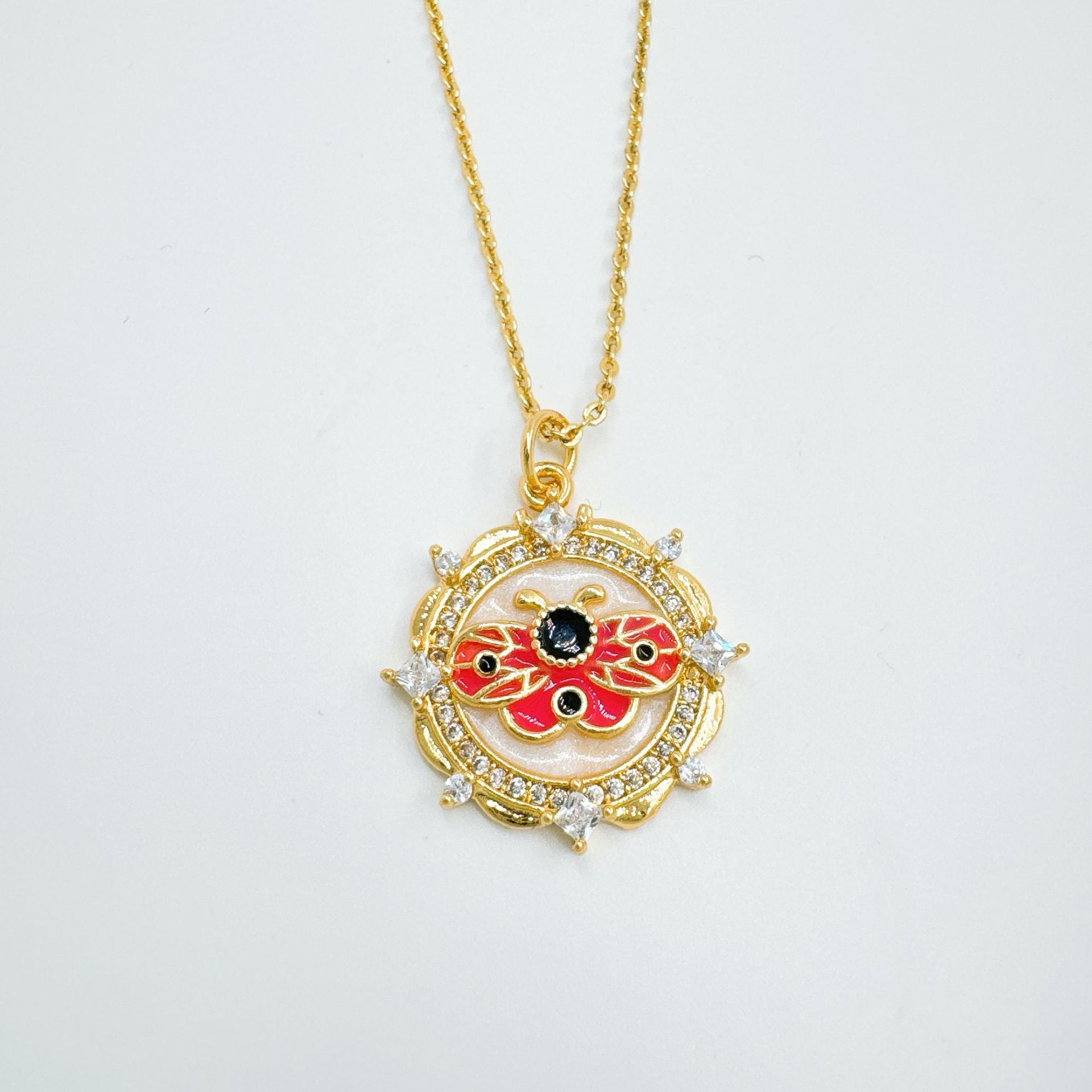 Wholesale Gold Plated Copper Butterfly Pendant Necklace,  Trendy Fashion Jewelry Accessory,  Gift for Women,  Boutique Resale