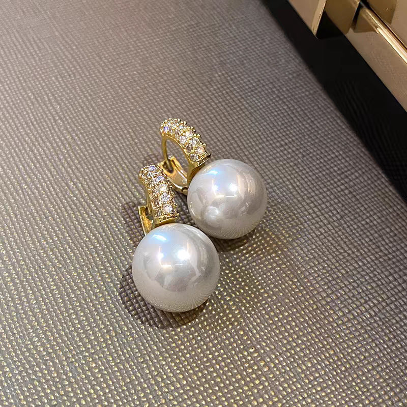 Wholesale Alloy Luxury Pearl Earrings