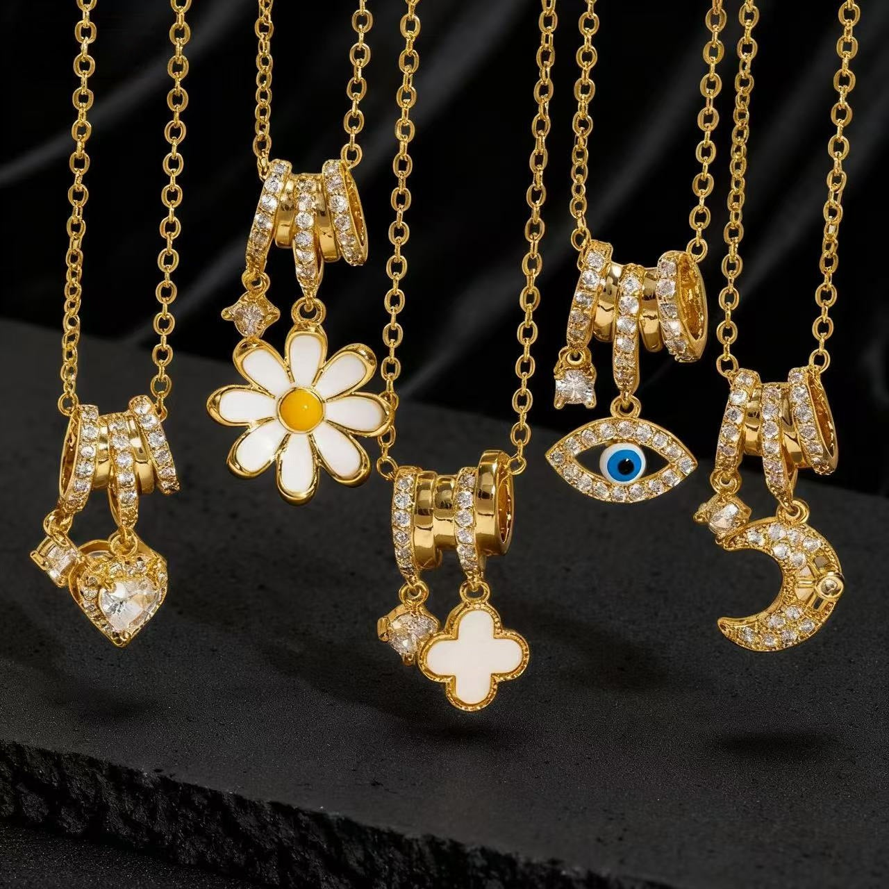 Wholesale Boutique Heart Flower Pendant Necklace Set Colorful Zircon Copper Jewelry Gift