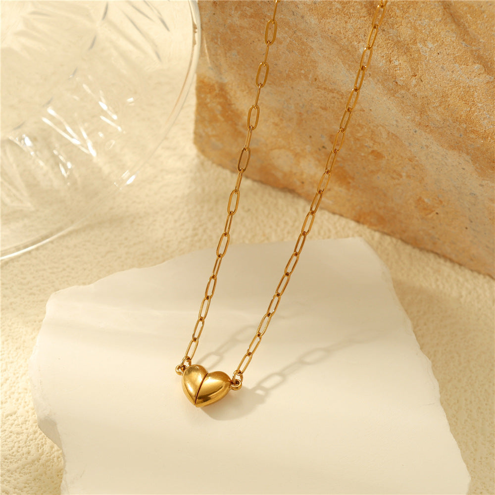 Wholesale Stainless Steel Heart Pendant Paper Clip Chain Necklace for Women Fashion Jewelry Accessory