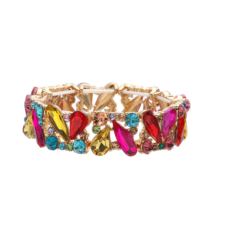 Wholesale Retro Wide Teardrop Crystal Bangle Gold Tone Alloy Rhinestone Bracelet Boutique Resale Jewelry Gift