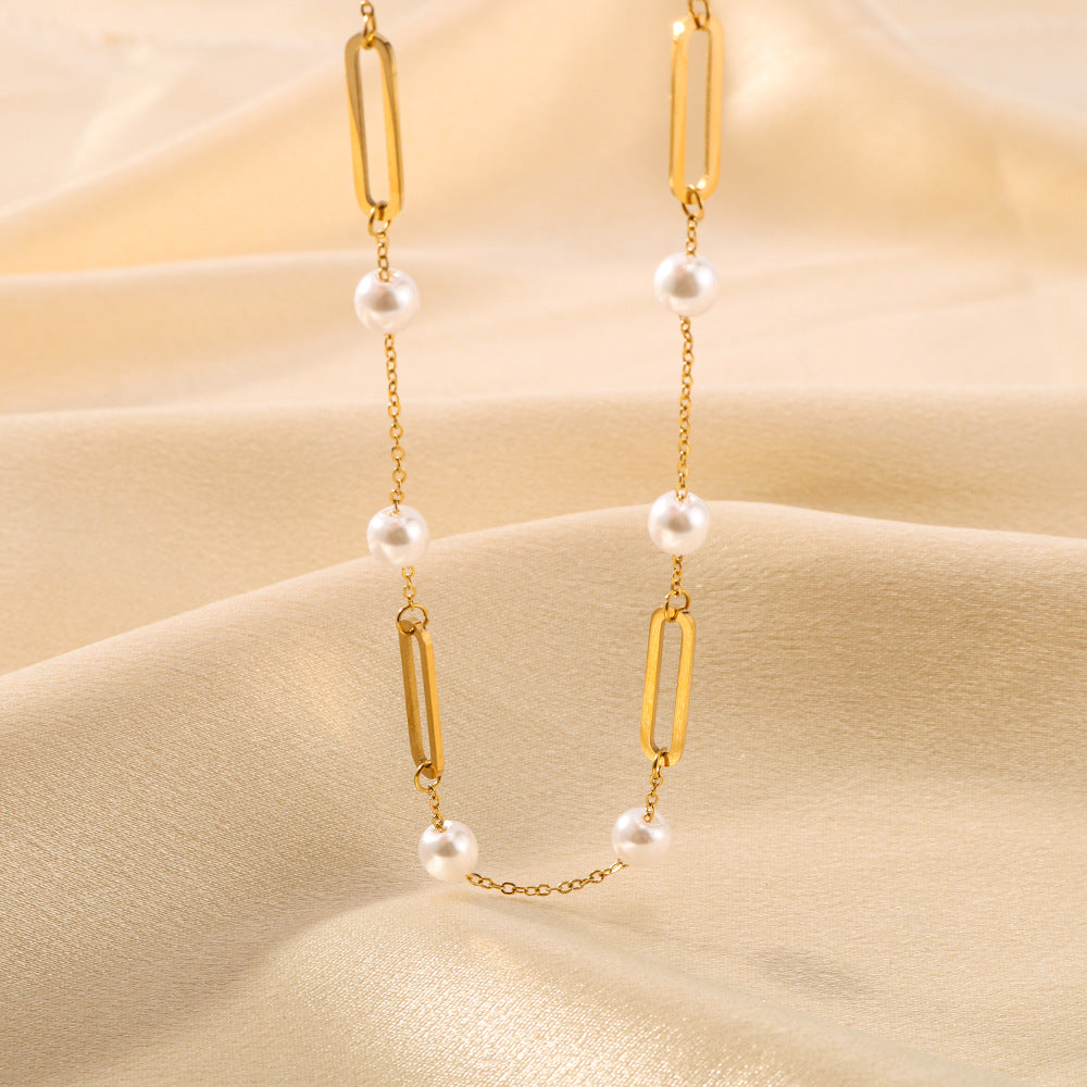 Wholesale Rectangular Hollow Pearl Titanium Steel 18k Gold Plated Necklace