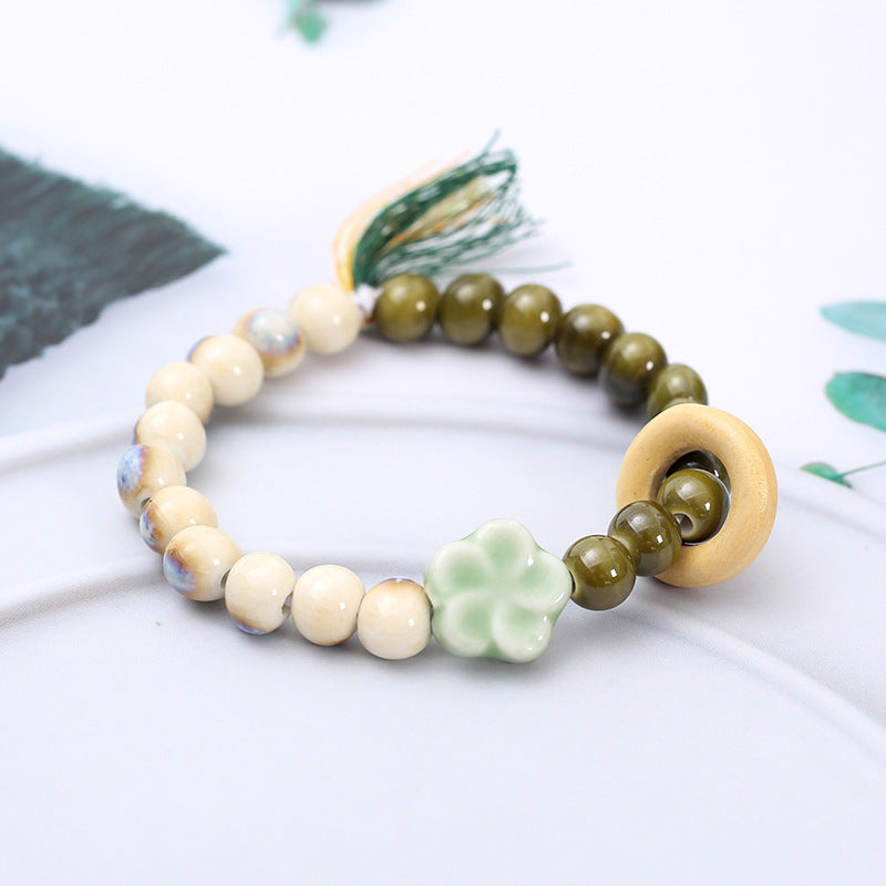 Wholesale Rainbow Cat Paw Ceramic Bead Bracelet,  Trendy Gift for Students,  Handmade Fashion Accessory