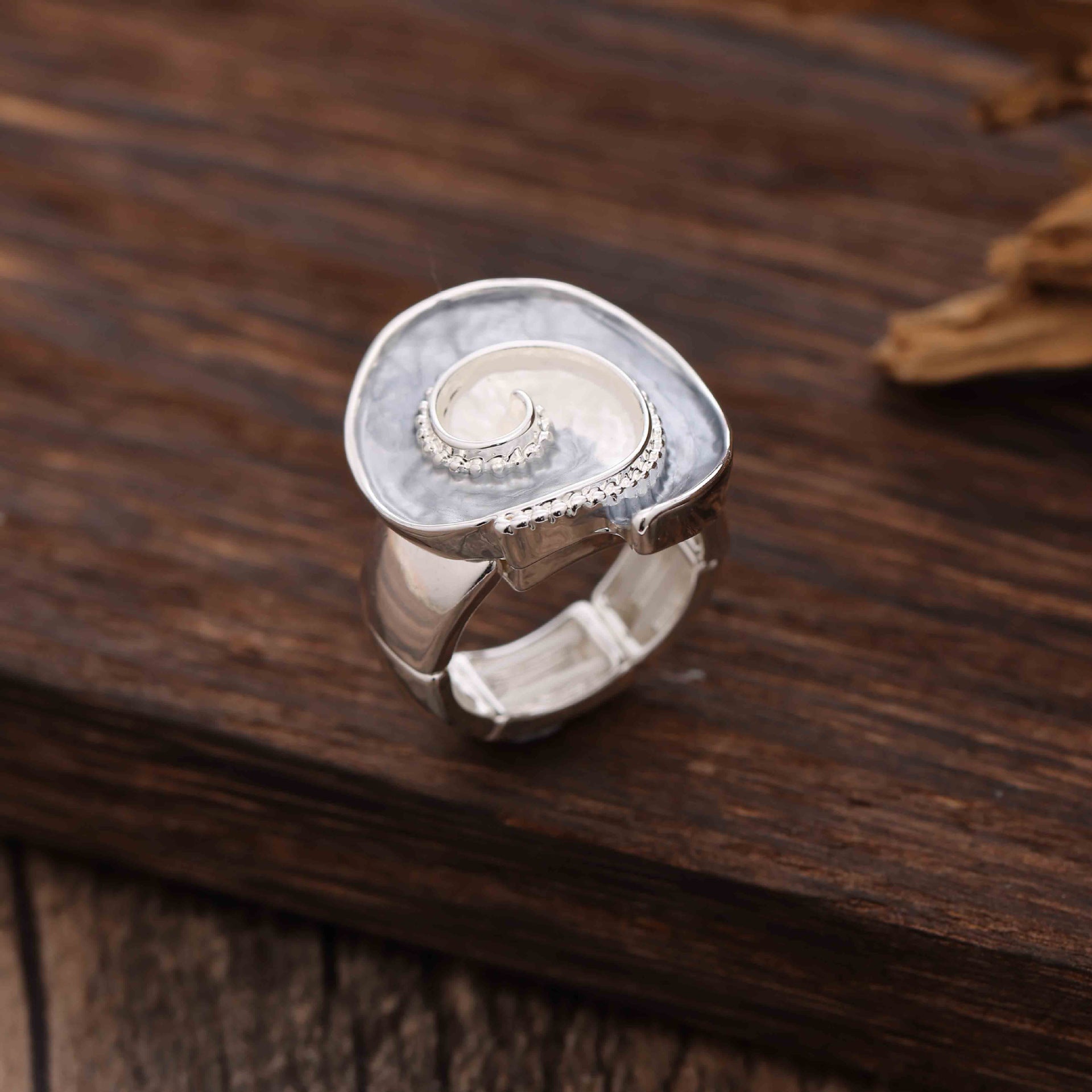 Wholesale  color oil conch-shaped alloy elastic ring