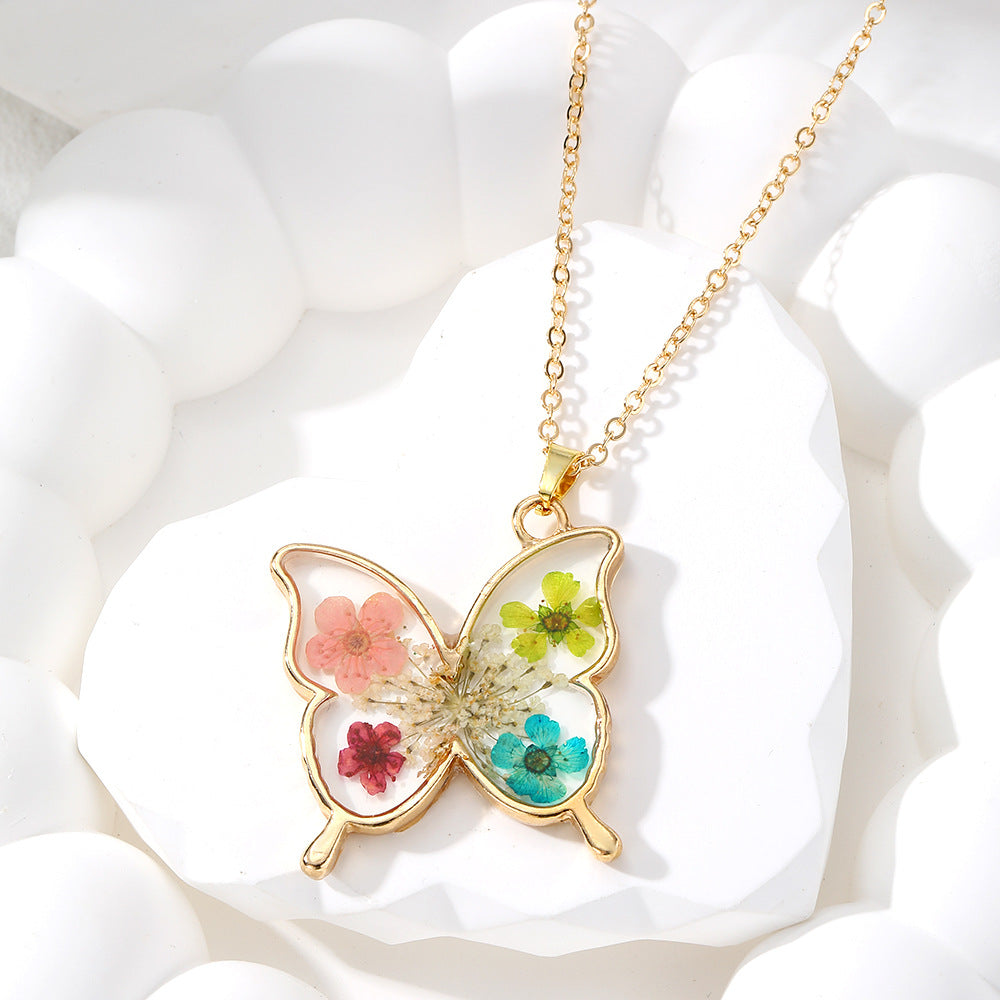 Wholesale Resin Dried Flower Butterfly Pendant Necklace Boutique Resale