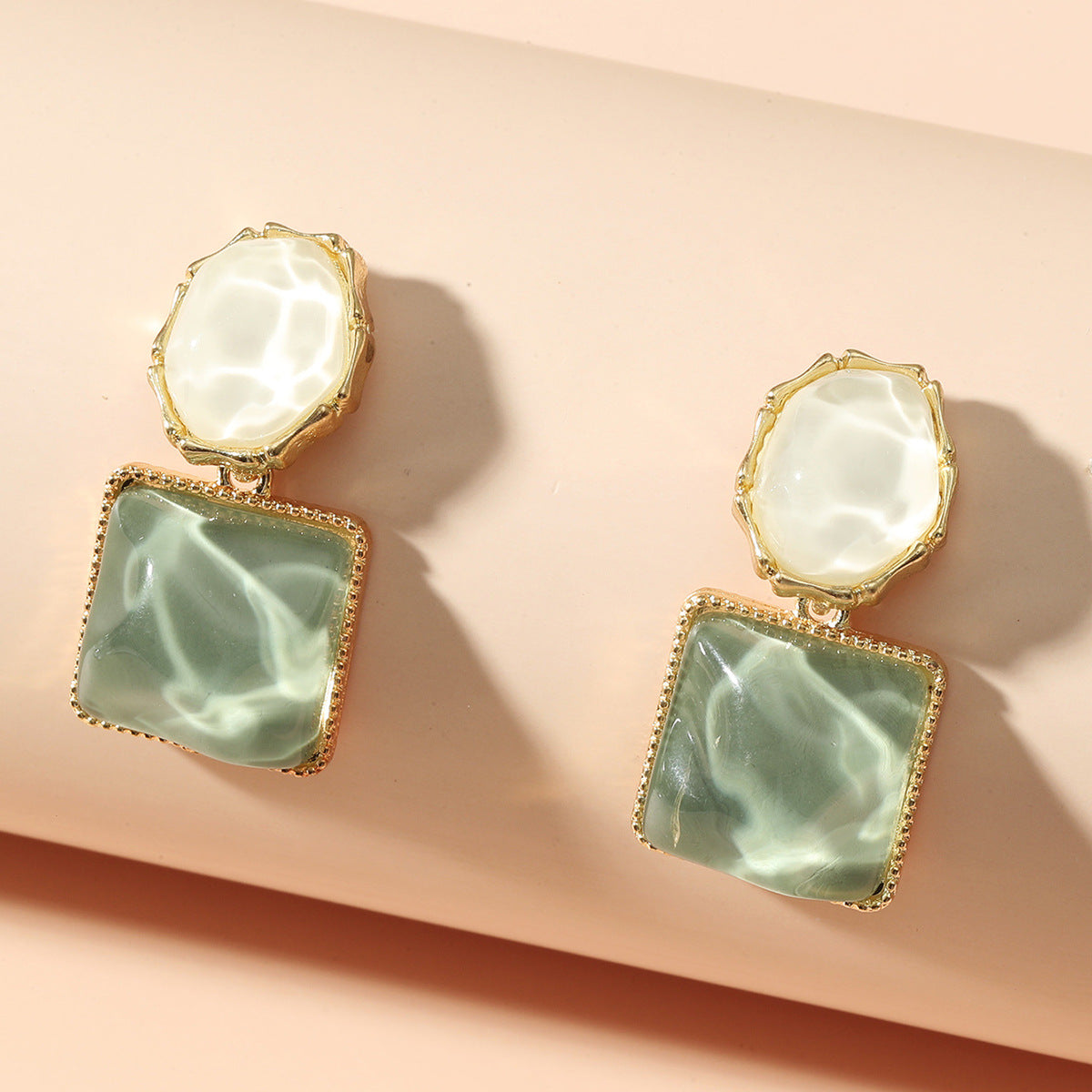 Wholesale Trendy Resin Water Ripple Earrings,  French Style Fashion Jewelry for Everyday Wear