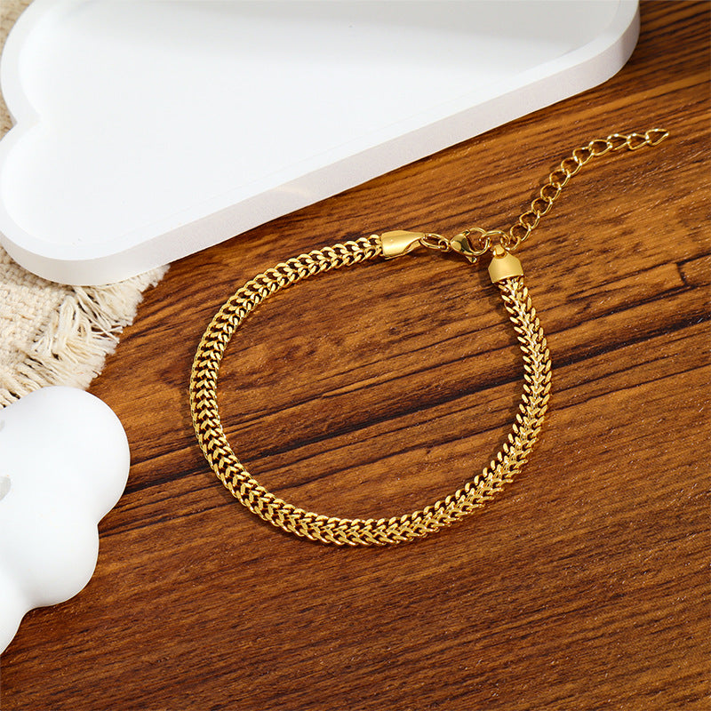 Wholesale Titanium Steel Gold Polished Chain Necklace Minimalist Jewelry Accessory for Everyday Use