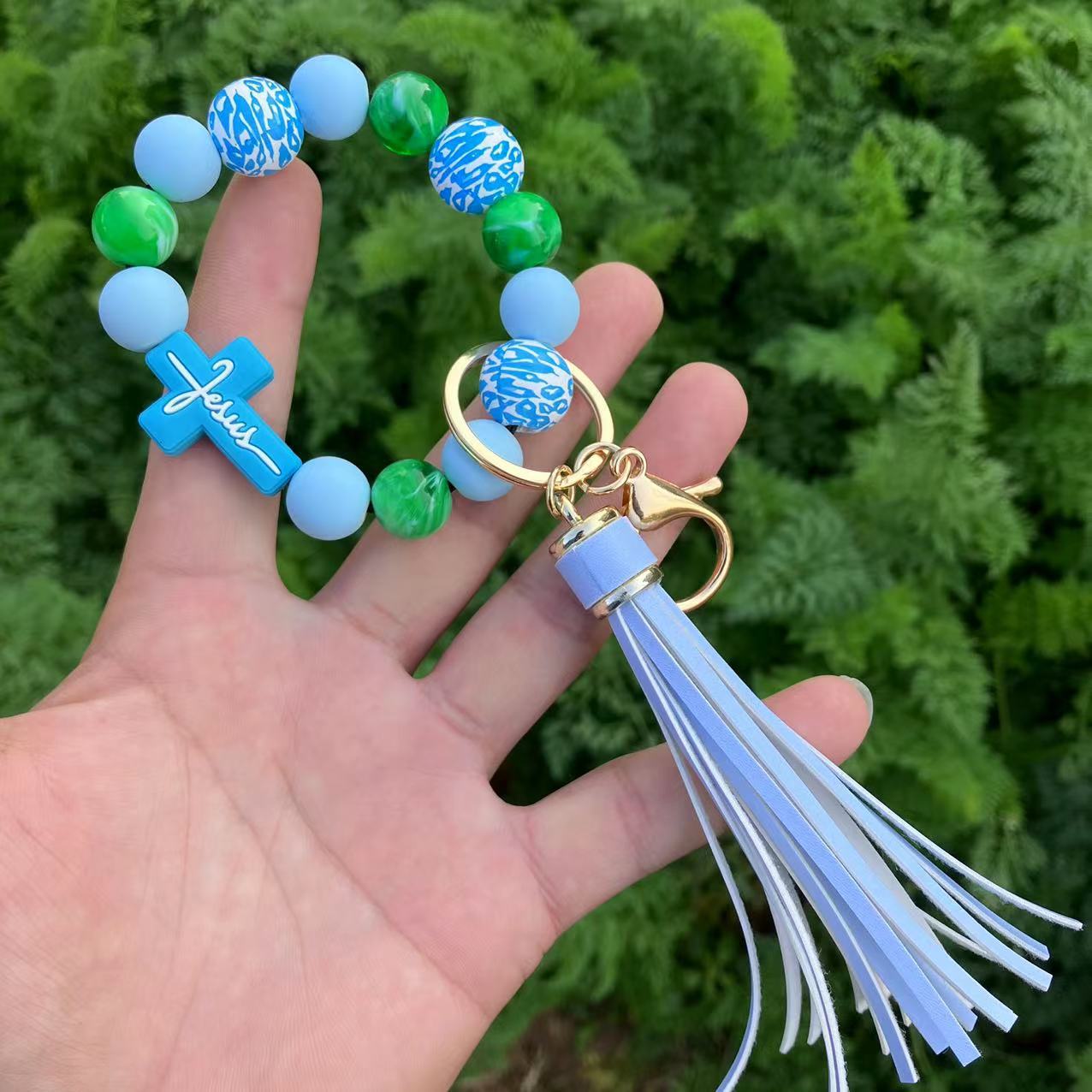 Wholesale Chic Leopard Print Silicone Bead Bracelet Keychain With Cross Tassel Stylish Bag Charm Or Everyday Wear