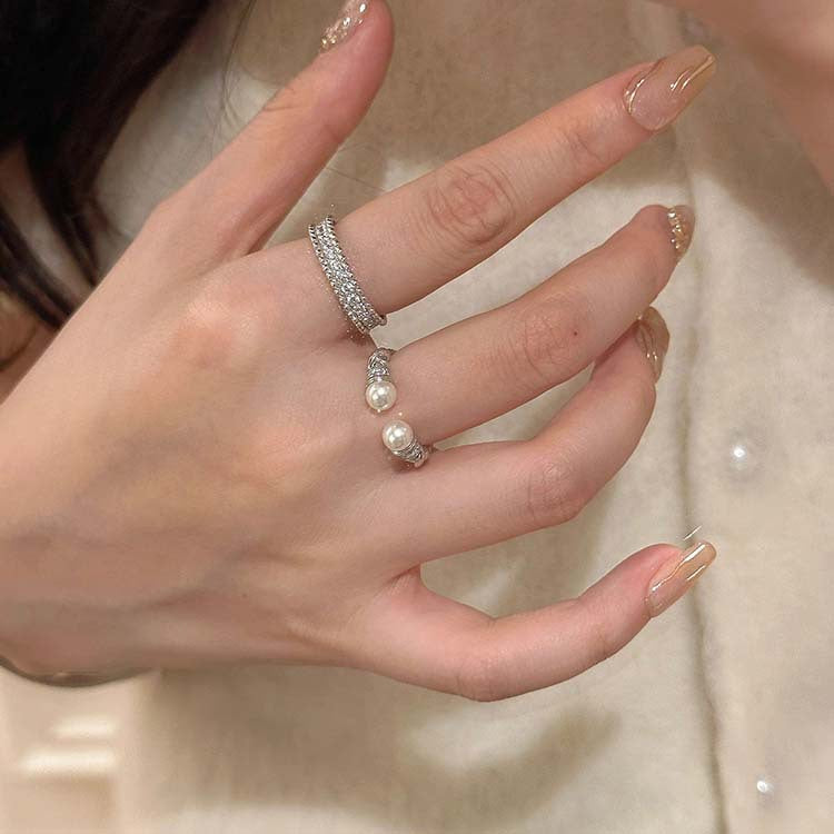 Wholesale Medieval Style Silver Pearl Open Twist Ring for Women - Trendy Fashion Accessory for Everyday Wear