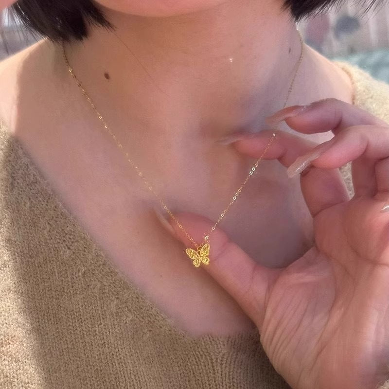 Wholesale Sand Gold Butterfly Necklace,  Copper Electroplated Fashion Accessory for Women