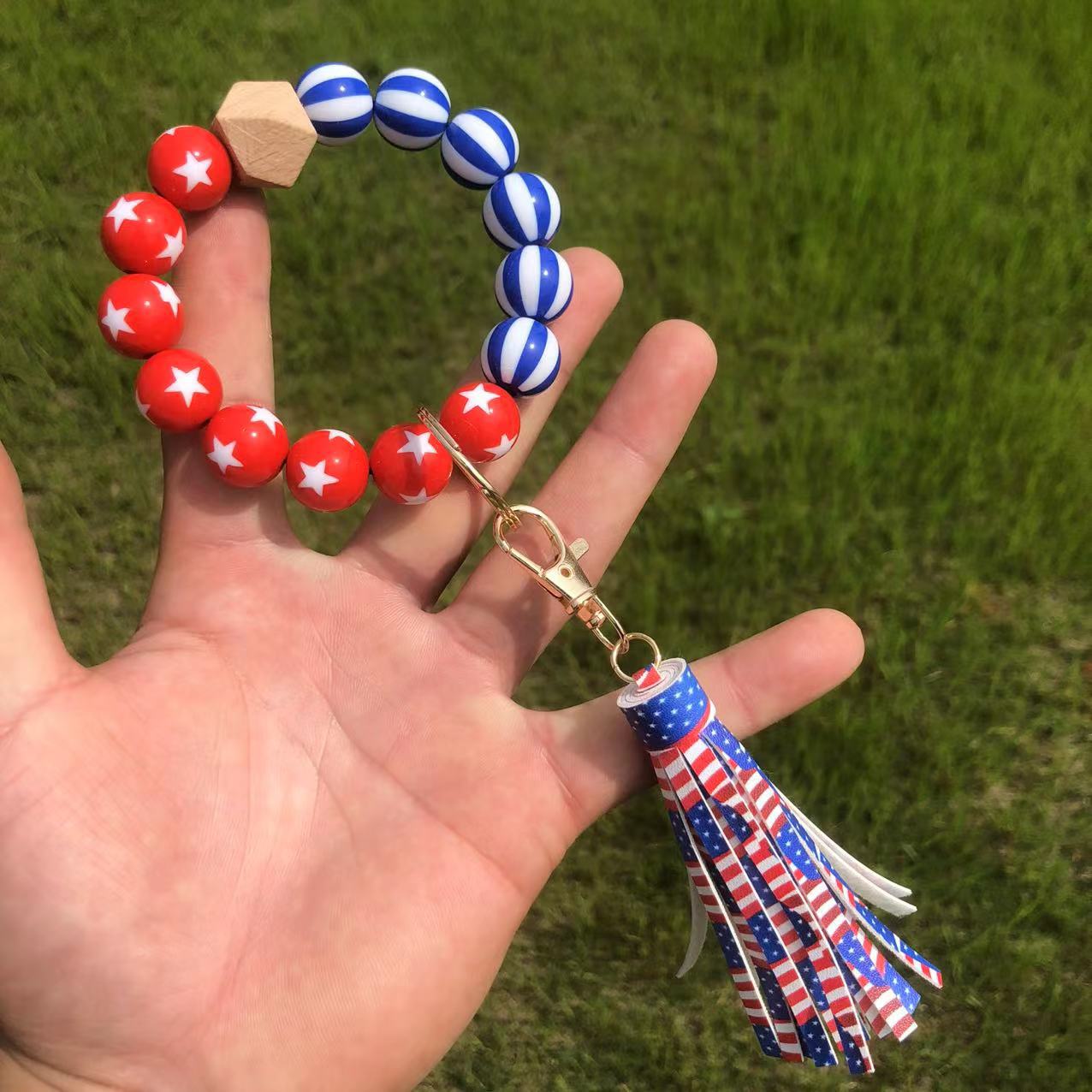 Wholesale American Independence Day Wooden Beads Tassel Wristlet Keychain ACC-KC-QiuXue013