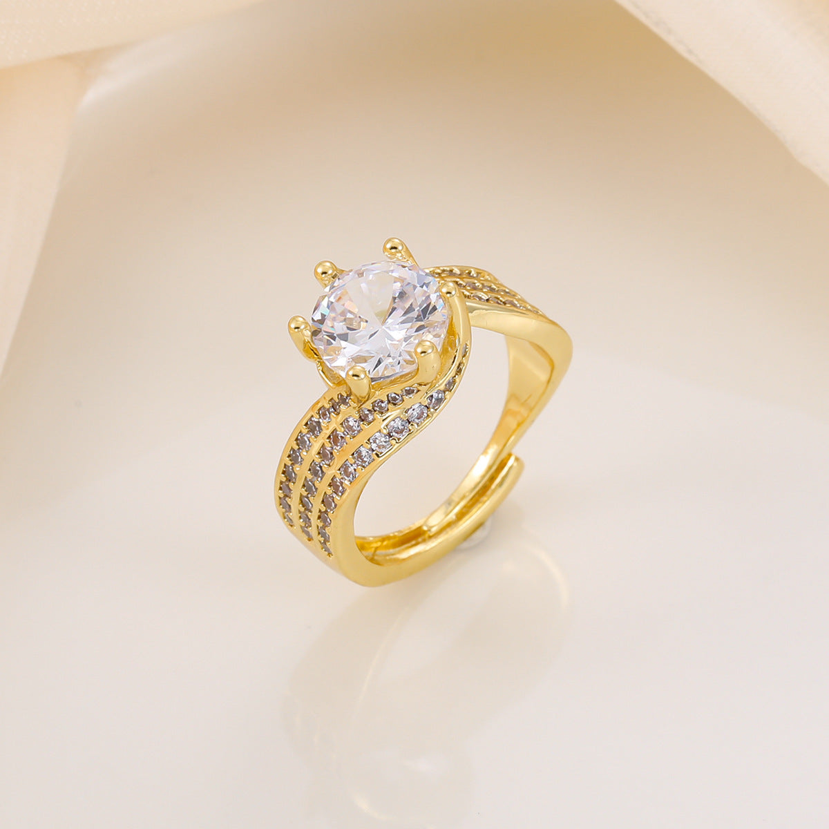 Wholesale Adjustable copper ring with zircon setting stylish and unique design