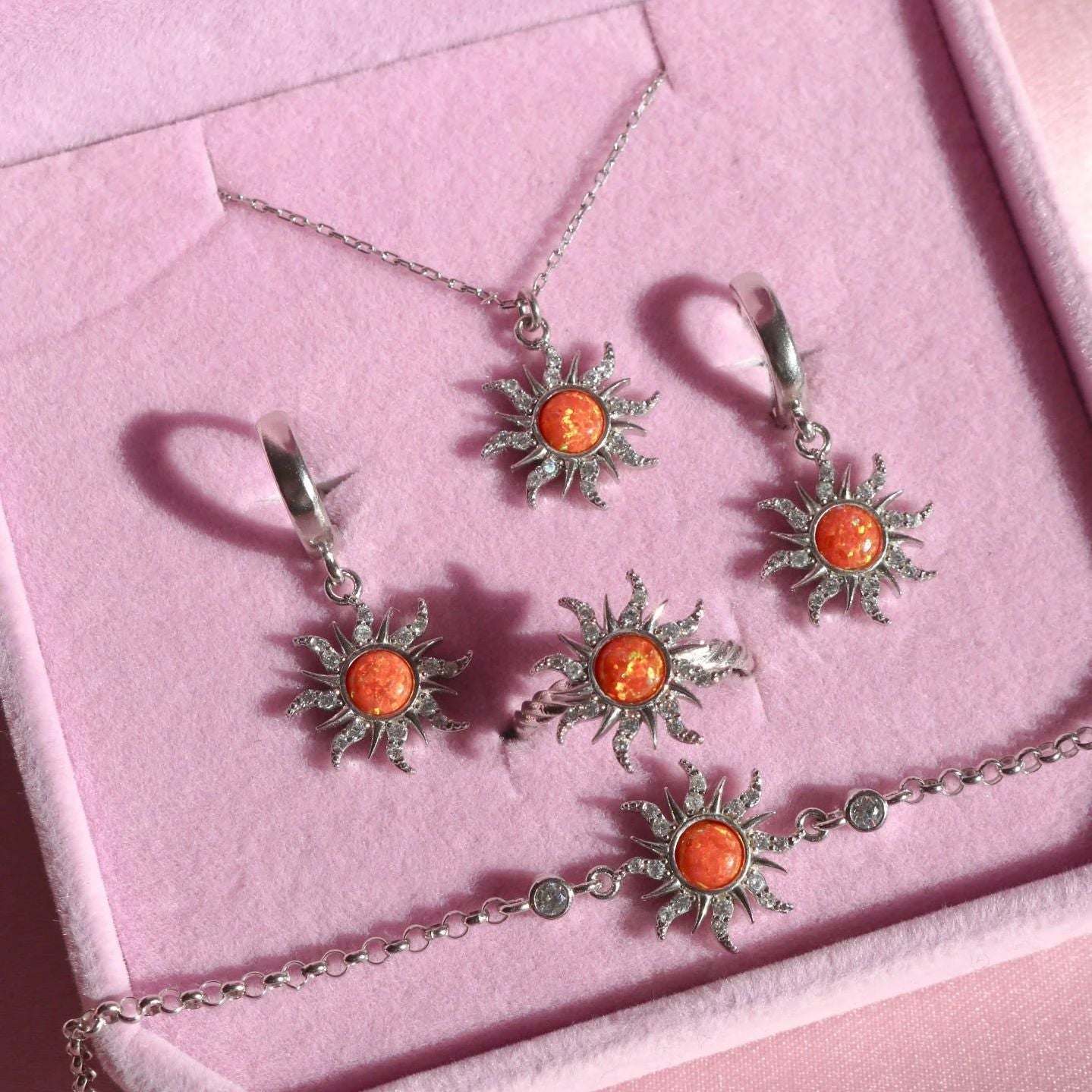 Wholesale sun pendant real opal necklace vintage rings bracelet earrings necklace