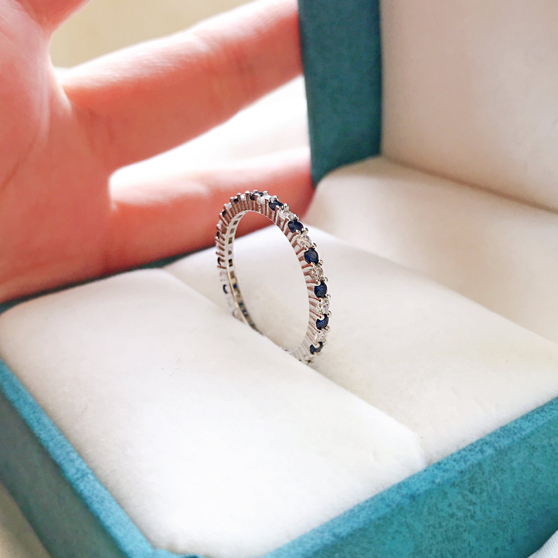 Wholesale S925 Silver Color Ring Simple Thin Row Diamond Rings ACC-RS-LLT006