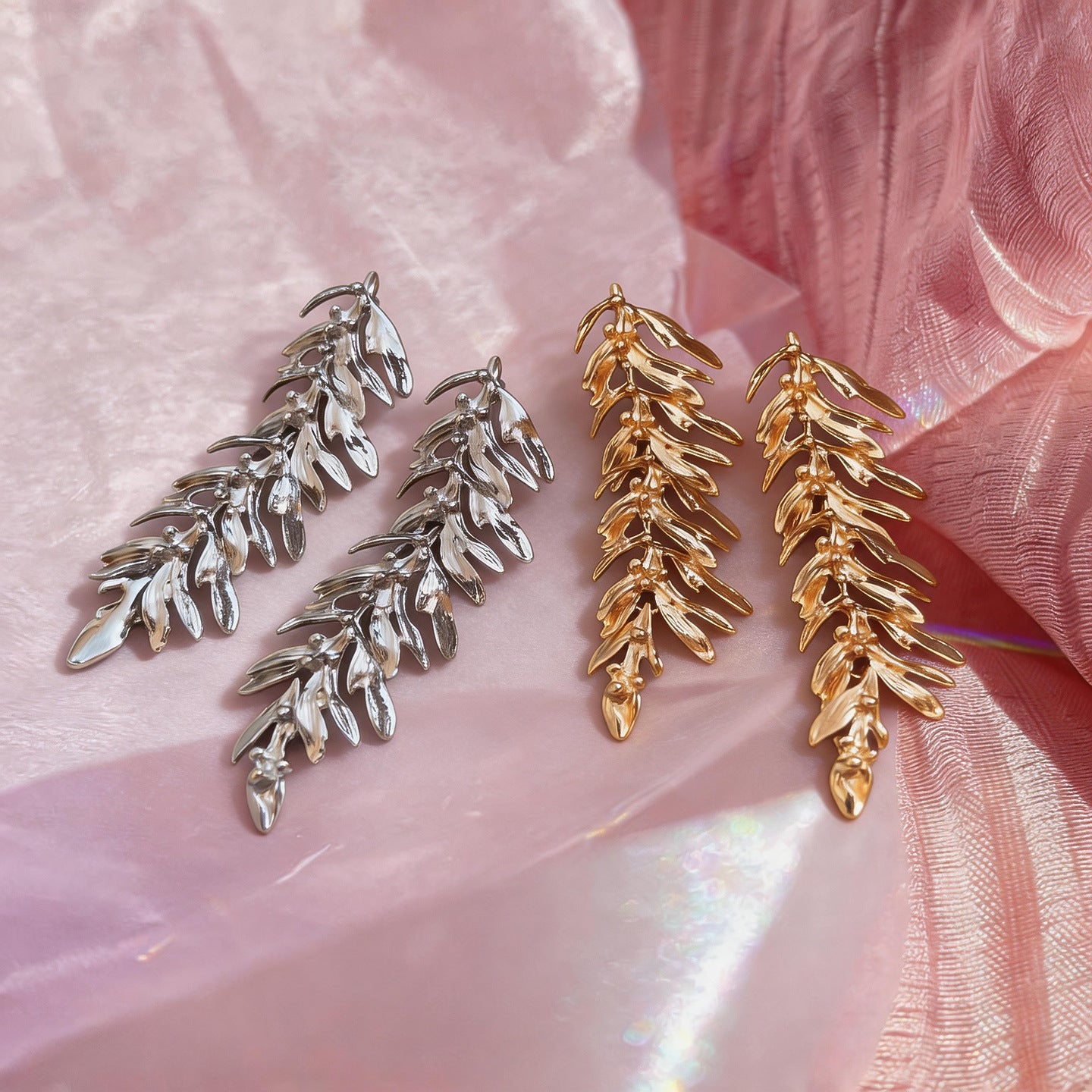 Wholesale Leaf Feather Tassel Earrings Vintage Metal Style Fashion Accessory for Party Wear