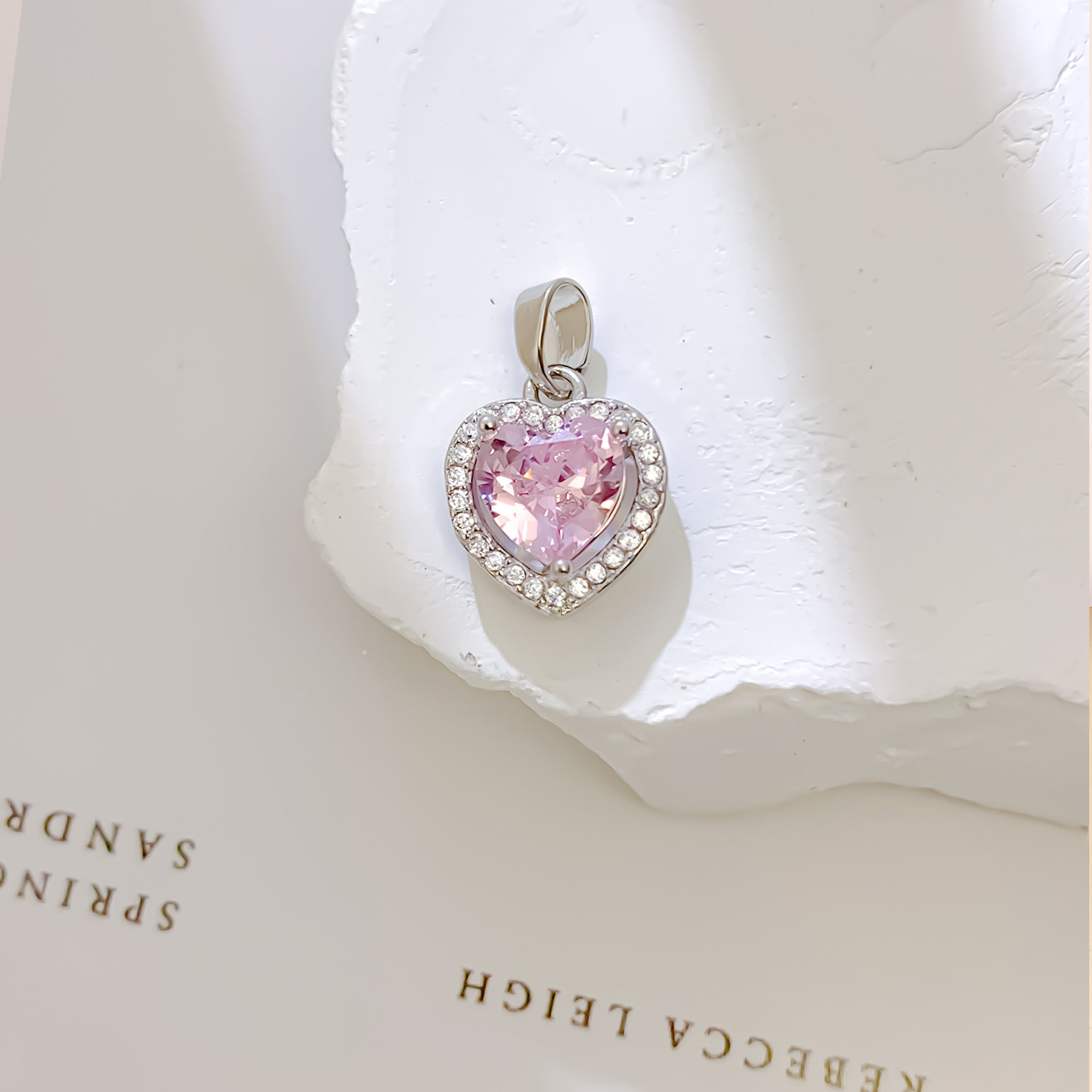 Wholesale Pendant  Colorful Love Pendant Fashion Jewelry