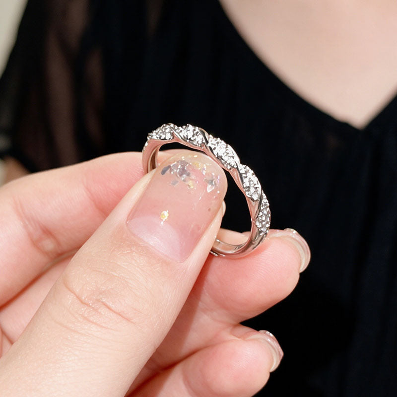 Wholesale Zinc Alloy Electroplated Open Adjustable Twist Ring Women Stylish Jewelry Accessory