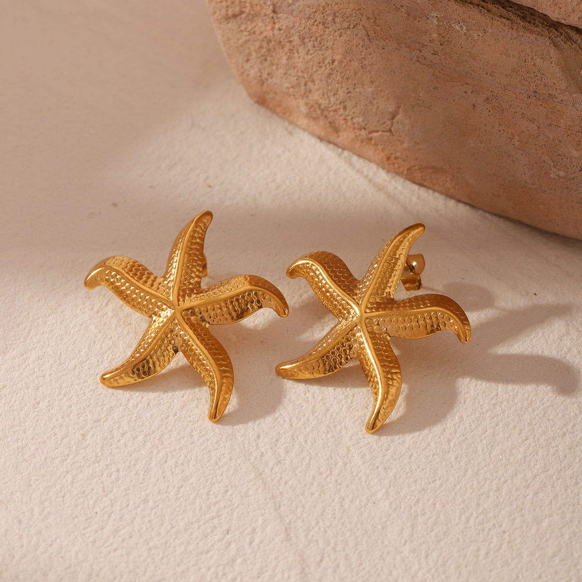 Wholesale ocean series stainless steel earrings exaggerated sea mans star earrings