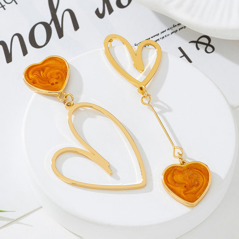 Wholesale Trendy Asymmetric Pink Heart Drop Earrings Alloy Electroplated Jewelry Accessory