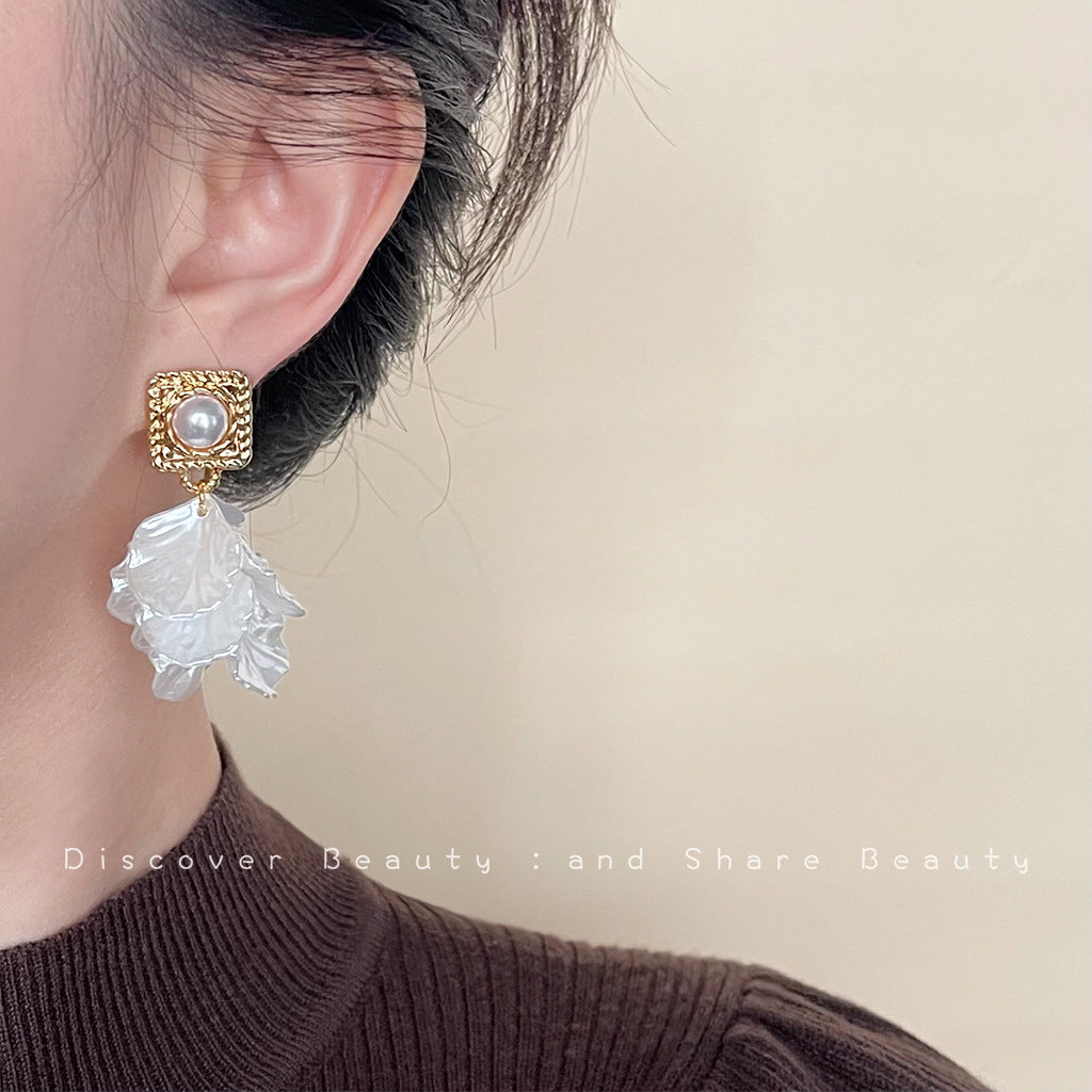 Wholesale  Elegant Long Tassel Flower Earrings