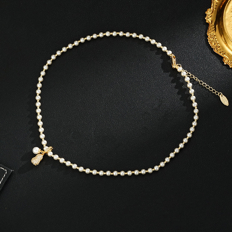 Wholesale Peanut pendant beads luxury necklace