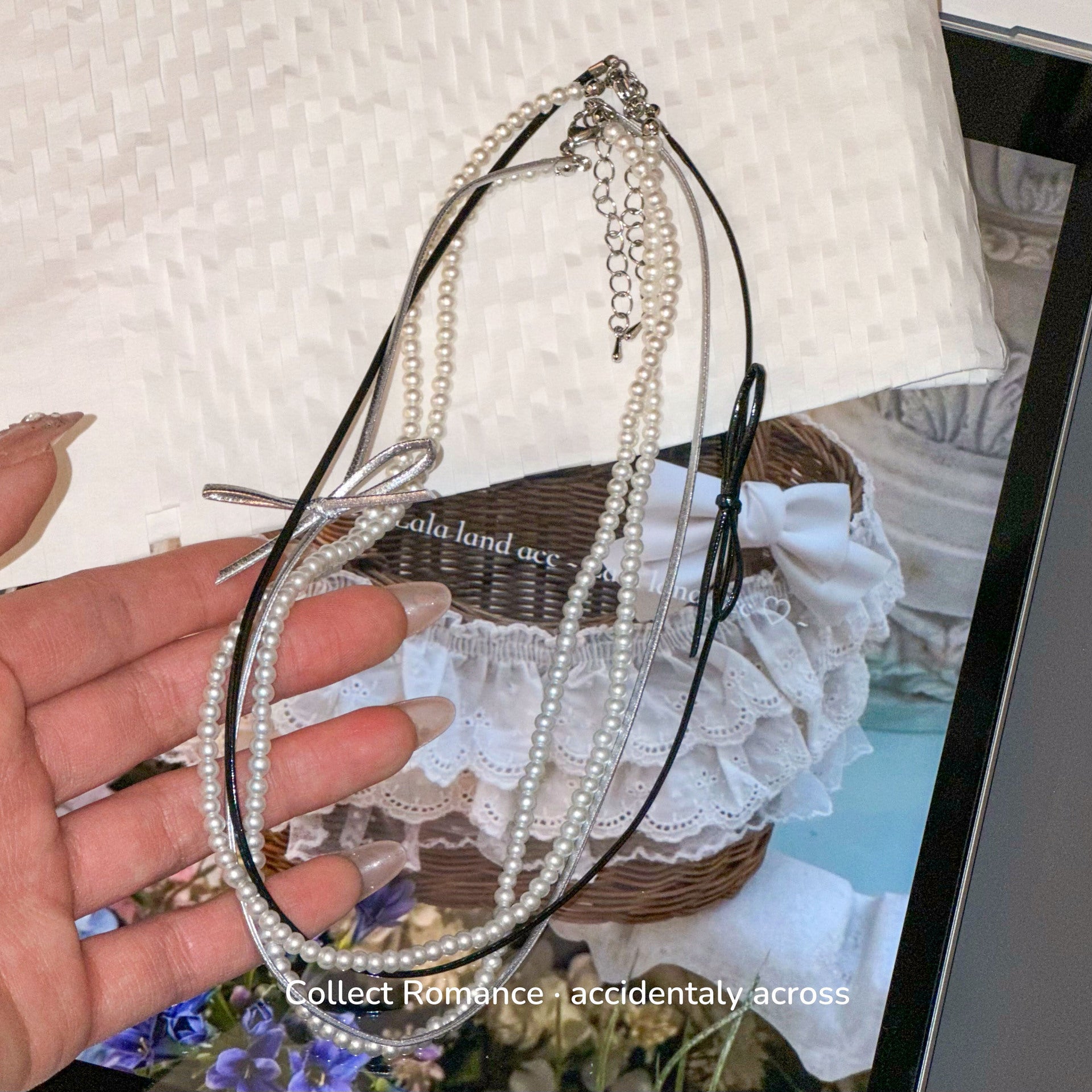 Wholesale Light Luxury  Double Layer Pearl Bow Necklace